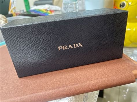 โหลด Prada ออนไลน์